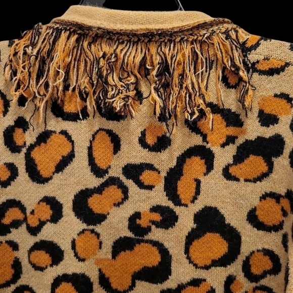 NWT Jodifl Med Cheetah print cardigan long oversized fringe - Picture 8 of 16